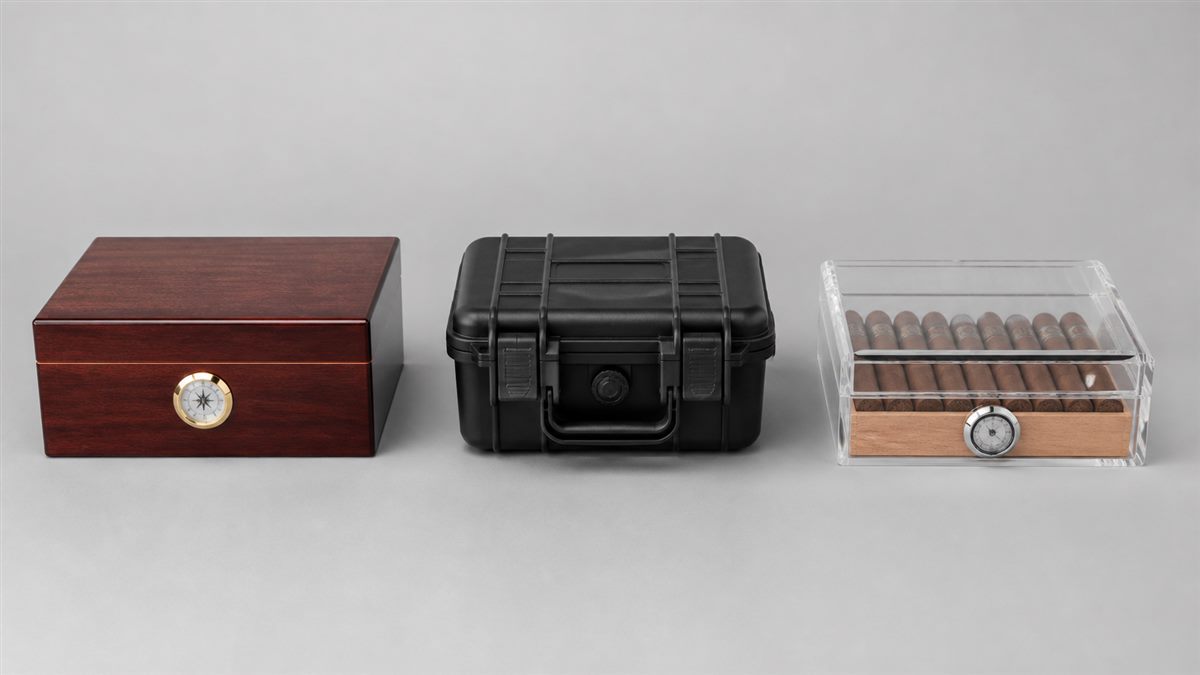 Comparison of desktop, travel, and display humidor formats